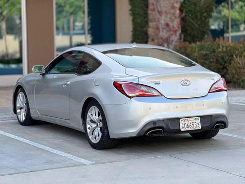 2013 Hyundai Genesis Coupe 3.8 Grand Touring