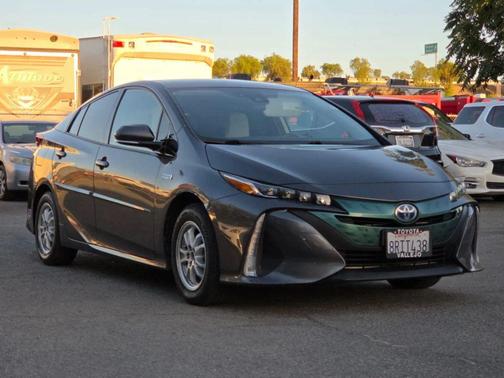 2018 Toyota Prius Prime Premium