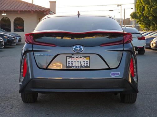 2018 Toyota Prius Prime Premium