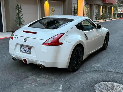 2016 Nissan 370Z Base