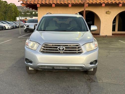 2010 Toyota Highlander SE