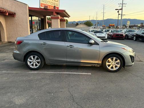 2010 Mazda Mazda3 i Touring