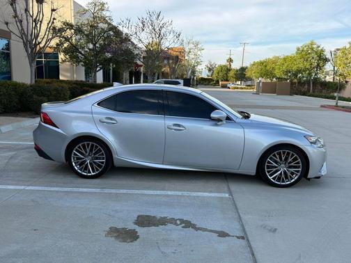 2016 Lexus IS 200t Base
