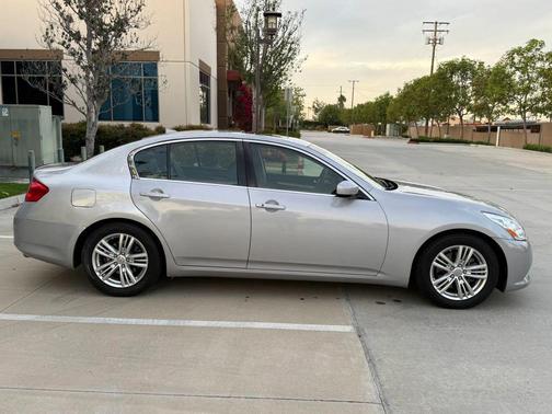 2013 INFINITI G37 Journey