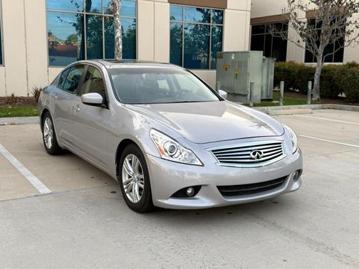 2013 INFINITI G37 Journey