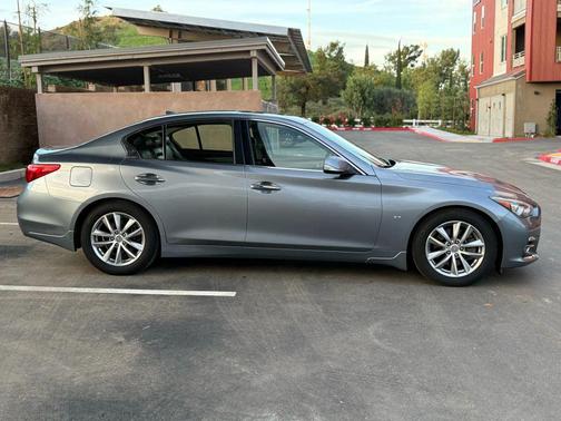 2014 INFINITI Q50 Premium