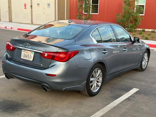 2014 INFINITI Q50 Premium