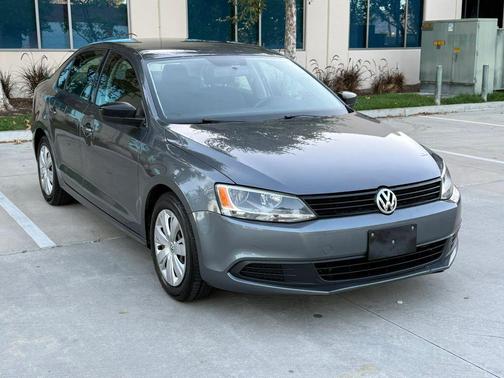 Gray 2012 Volkswagen Jetta S