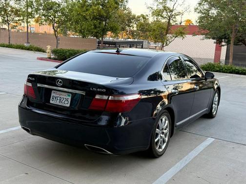 Blue 2007 Lexus LS 460 Base