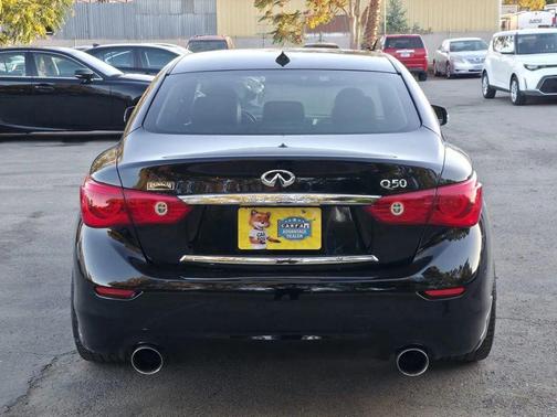 2014 INFINITI Q50 Base