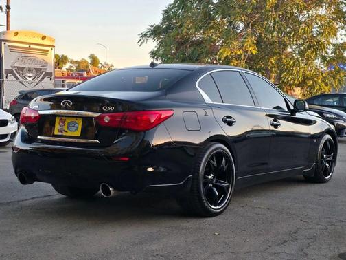 2014 INFINITI Q50 Base