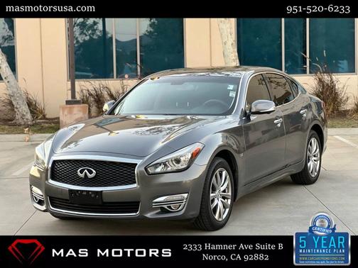 2018 INFINITI Q70 3.7X LUXE
