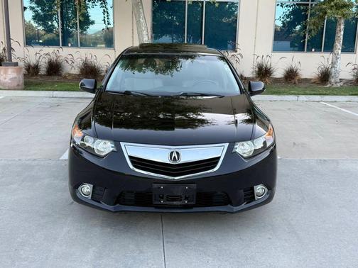 Crystal Black Pearl 2011 Acura TSX Technology