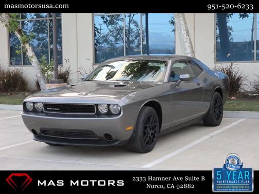 2012 Dodge Challenger SXT