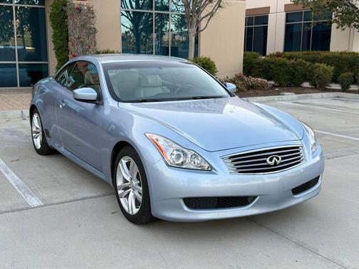 2010 INFINITI G37 Base