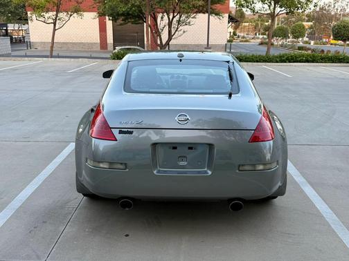 Silver 2006 Nissan 350Z Touring