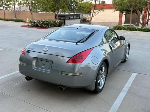 Silver 2006 Nissan 350Z Touring