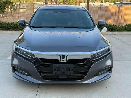 2018 Honda Accord Touring 2.0T