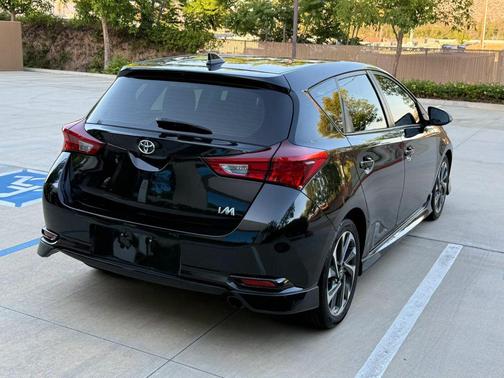 Black Sand Pearl 2018 Toyota Corolla iM Base
