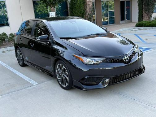 Black Sand Pearl 2018 Toyota Corolla iM Base