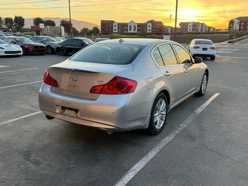 Liquid Platinum 2012 INFINITI G37 Journey
