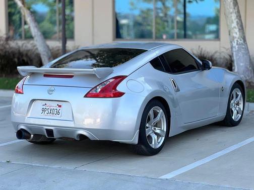 2012 Nissan 370Z Base