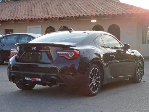 2017 Toyota 86 SE