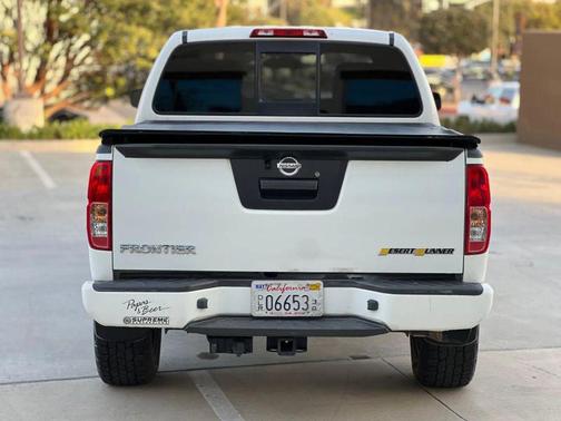 2017 Nissan Frontier Desert Runner