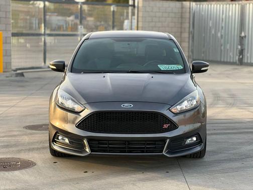 2018 Ford Focus ST