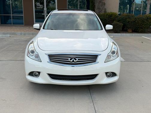 2013 INFINITI G37 Journey