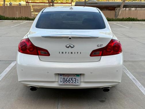 2013 INFINITI G37 Journey