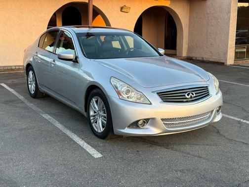 2012 INFINITI G37 Journey