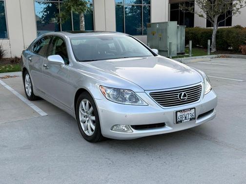 Silver 2007 Lexus LS 460 Base