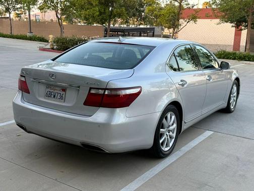 Silver 2007 Lexus LS 460 Base