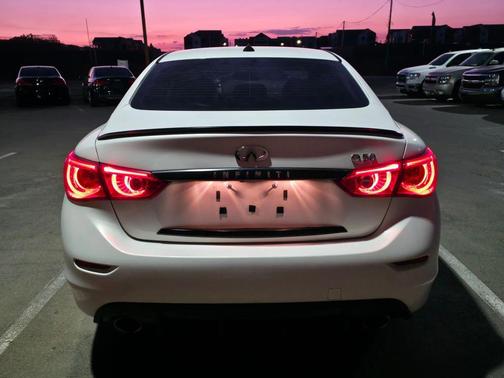 2015 INFINITI Q50 Premium