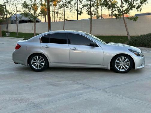 2013 INFINITI G37 Journey