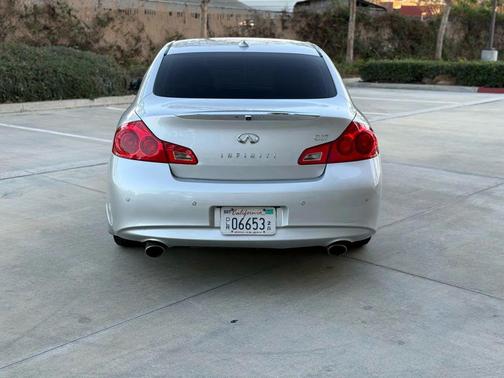 2013 INFINITI G37 Journey