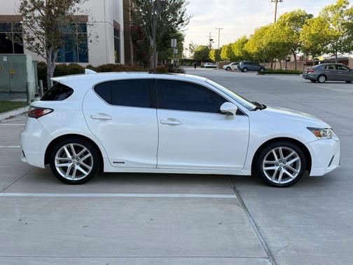 White 2014 Lexus CT 200h CT 200h Hatchback 4D