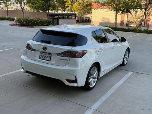 White 2014 Lexus CT 200h CT 200h Hatchback 4D