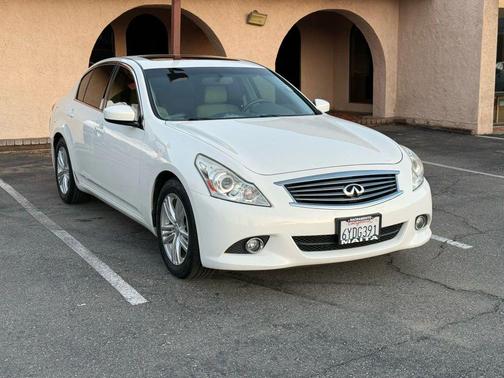 2013 INFINITI G37 Journey