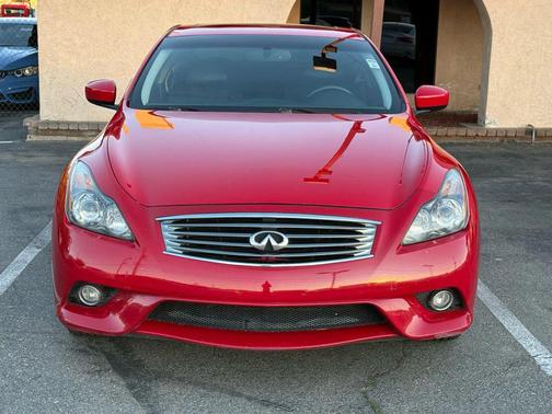 2013 INFINITI G37x Base