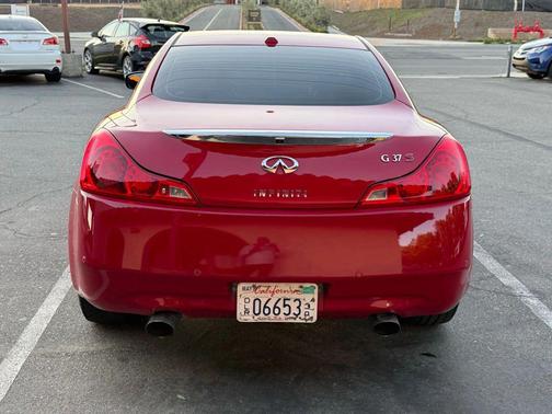 2013 INFINITI G37x Base