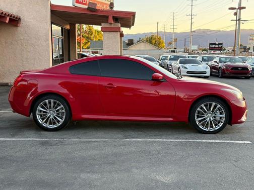 2013 INFINITI G37x Base