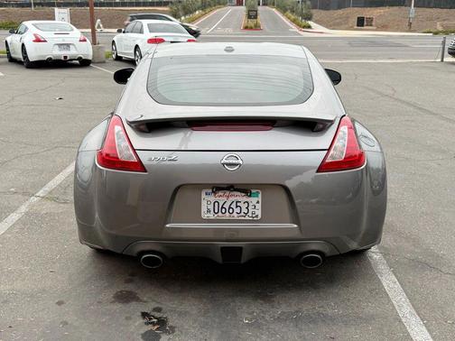 2010 Nissan 370Z Touring
