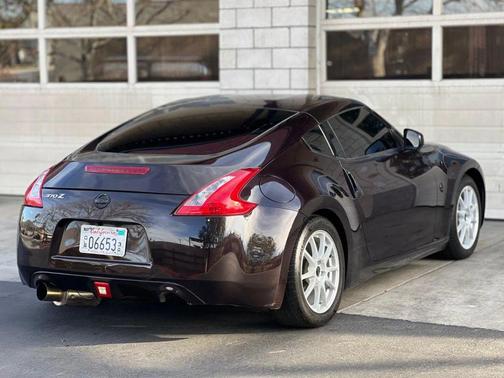 2017 Nissan 370Z Base