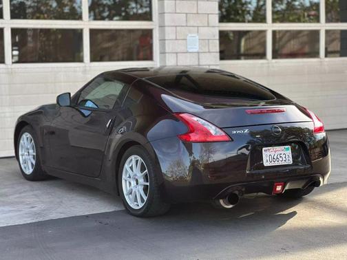 2017 Nissan 370Z Base