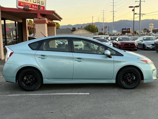 2014 Toyota Prius Two