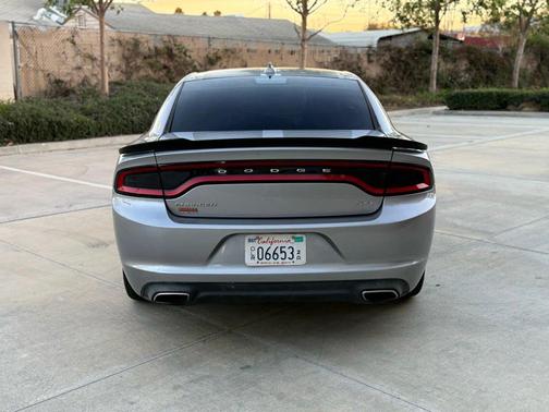 2017 Dodge Charger SXT