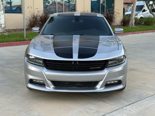 2017 Dodge Charger SXT