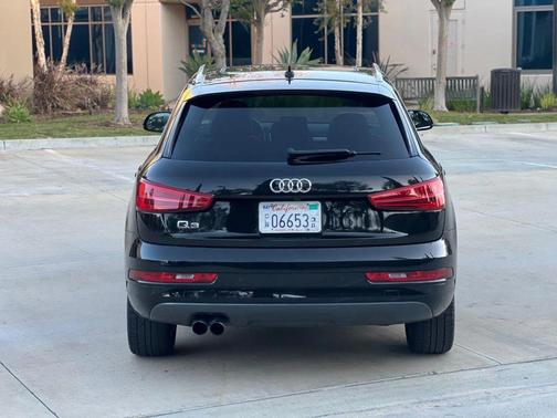 2017 Audi Q3 2.0T Premium Plus